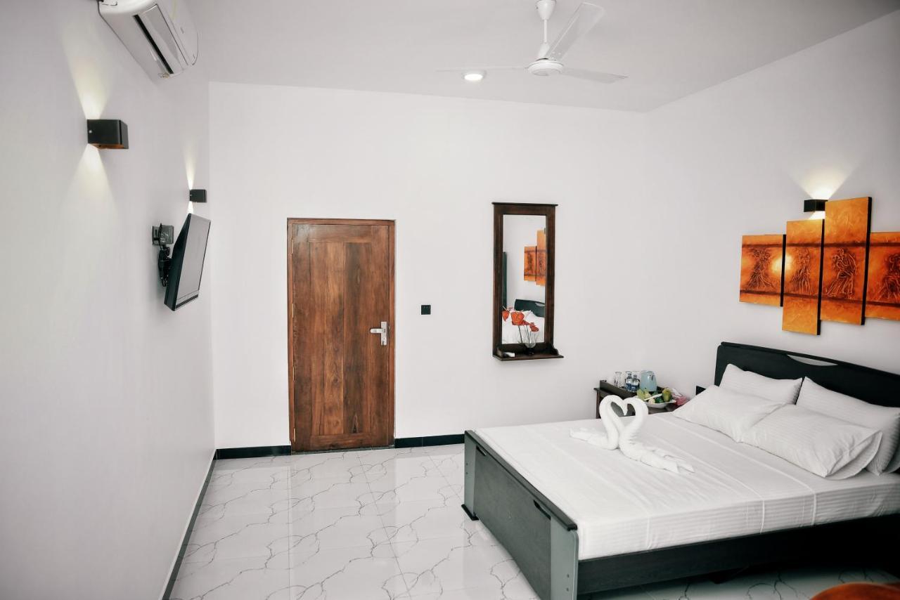 Aurum Boutique Negombo Exterior foto